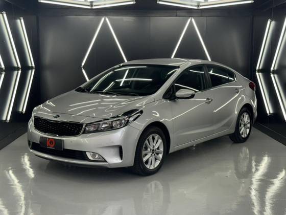 KIA CERATO 1.6 SX 16V FLEX 4P AUTOMÁTICO KIA CERATO 1.6 SX 16V FLEX 4P AUTOMÁTICO